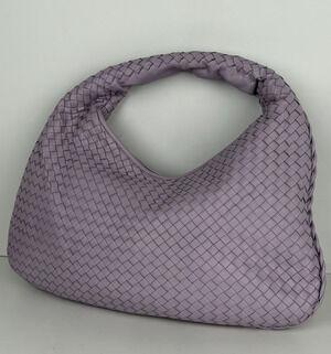 Bottega Veneta Intrecciato Hobo Bag Large in Lilac Lambskin Leather D6